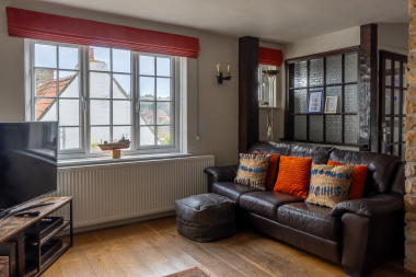 Large Lounge Area with Smart TV