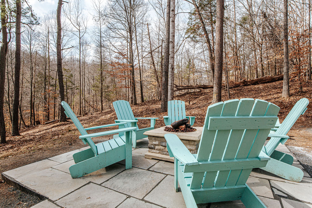 Tucked Inn: Upper Unit