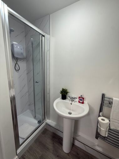 Room 4 En-suite