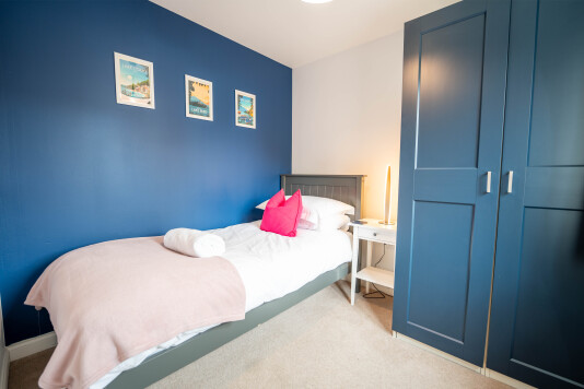 Single bedroom upstairs 