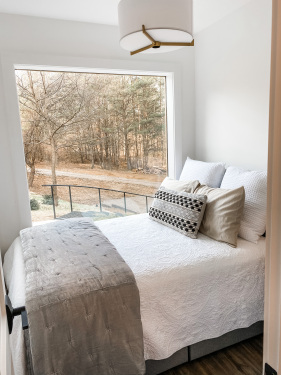 Full size Bedroom