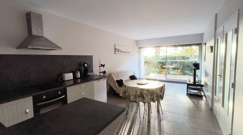 Belle pièce à vivre de 25 m²