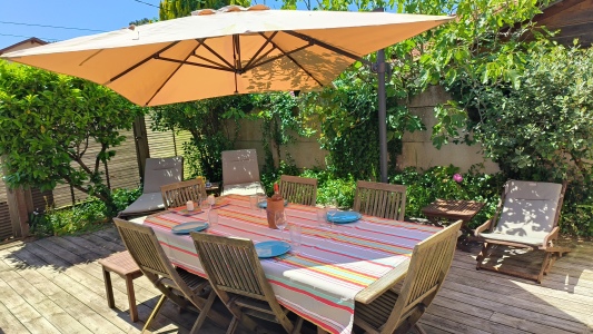 Espace repas extérieur 