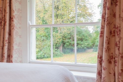 House-Traditional-Ensuite with Bath-Garden view - Base Rate