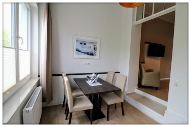 Esstisch im Küchenbereich