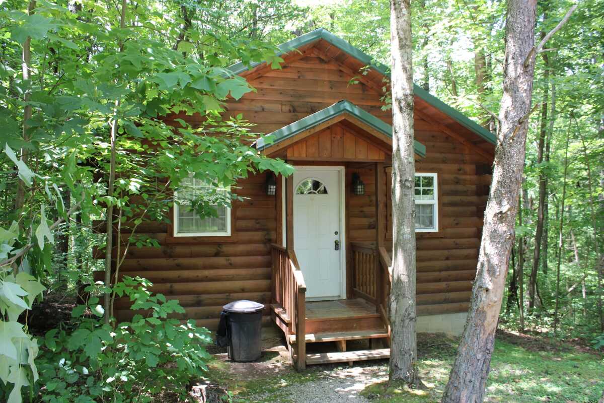 Lazy Lane Cabins - Hocking Hills Cottages and Cabins