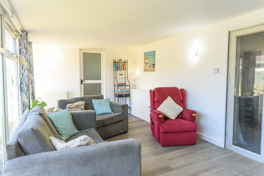 Riser recliner chair