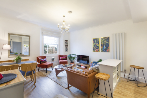 Hidden Gem – Luxe Clifton Apartment with Views - 