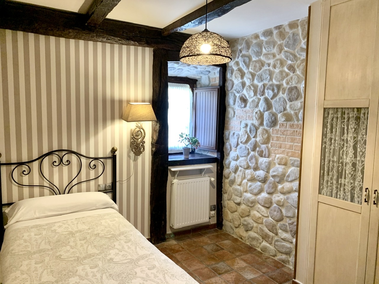 Habitacion Con Jacuzzi En Cantabria La Casa Del Puente