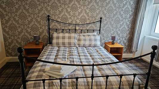 Main bedroom with king size bed