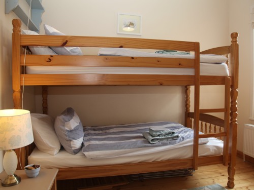 Old Post Cottage bunk bedroom (3ft wide beds suitable for adults or children)