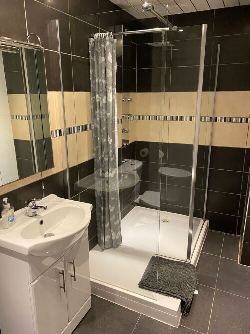 Bathroom with relaxing rain shower