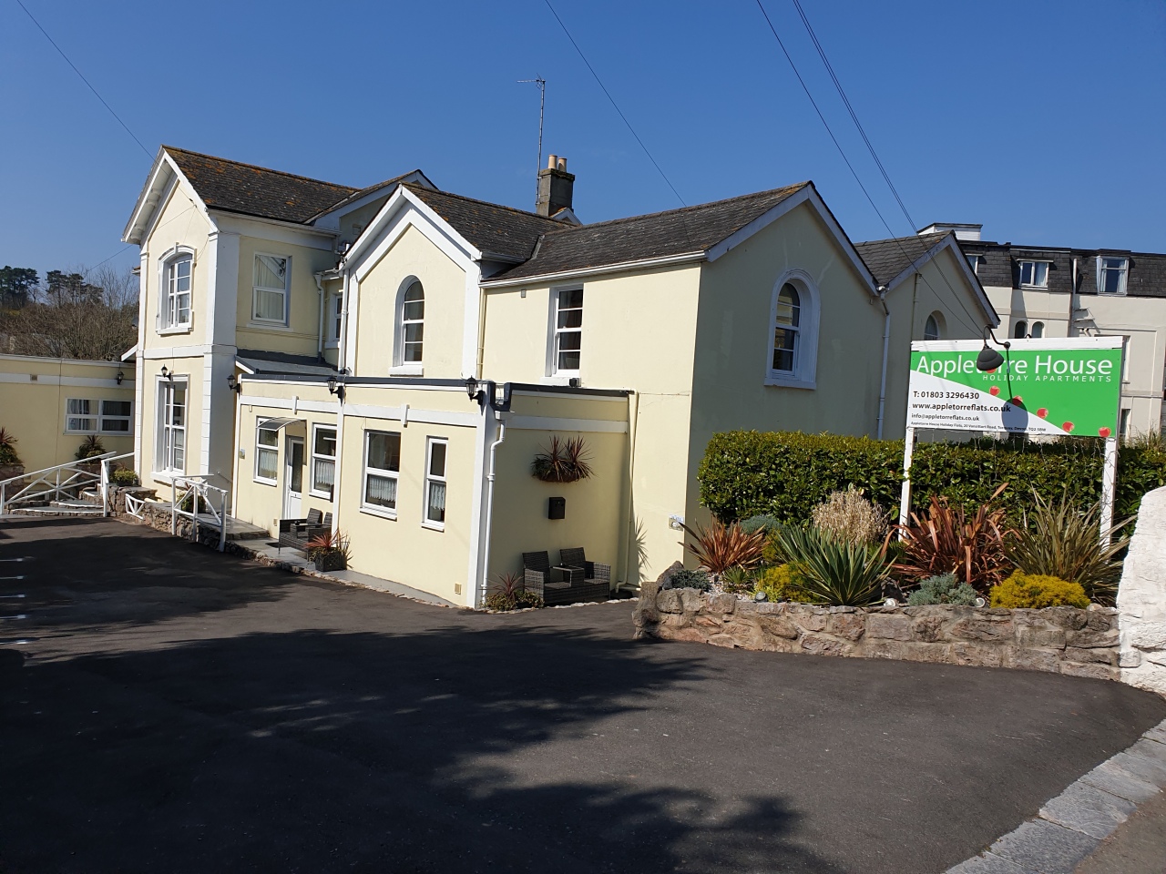 Appletorre House Holiday Flats, Torquay Homepage