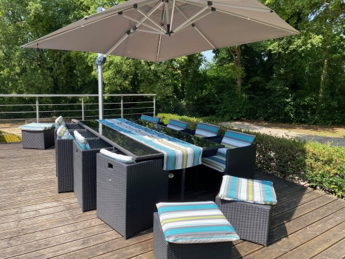 espace repas extérieur