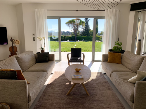 Vue de notre salon depuis notre entrée 