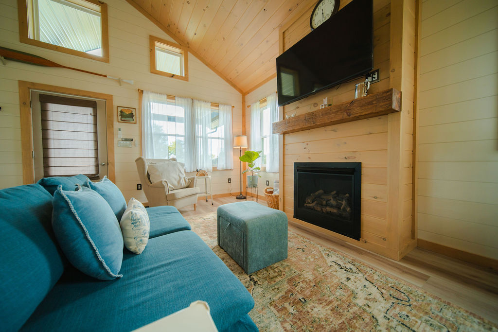 The Cottage Barn on Barton | Photo 8