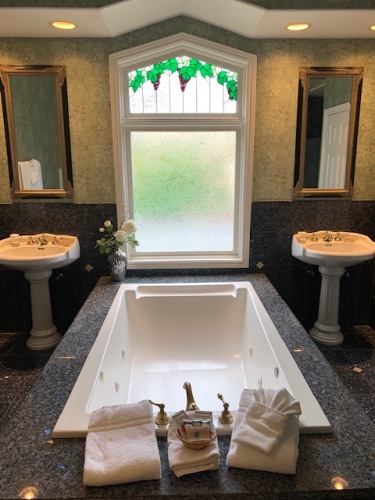 jetted tub with dual sinks