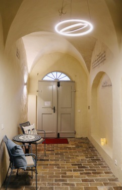 Eingangsbereich mit Relikten des 17. Jhds.