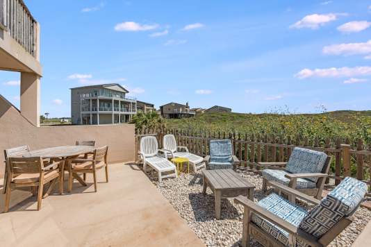 Plenty of outdoor furniture for the family