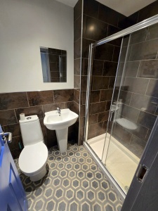 Room 4 Ensuite