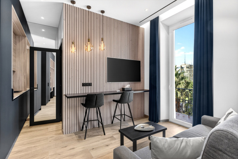 1 Chambre Louvre – Ascenseur – Balcon – Hypercentre