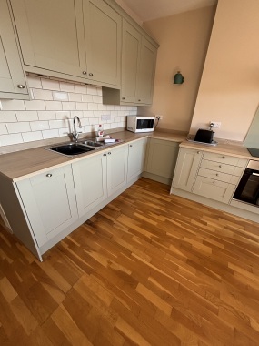 Lovely new kitchen installed Feb 26