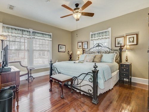Granbury Suite