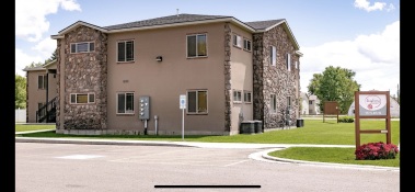 front entry of driveway- lots of additional parking spots