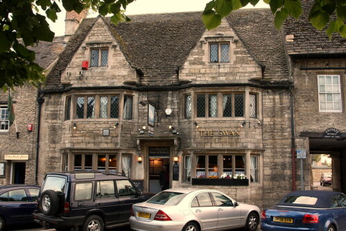 The Old Swan Inn - The Swan Inn