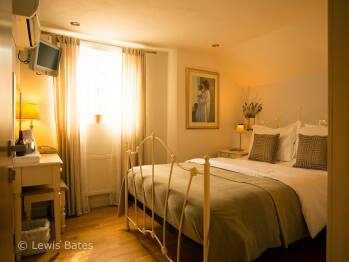 Bath House Hotel, Chard | Homepage