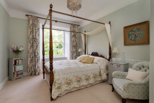 Spacious stylish wing of manor house, POOL & Dog Friendly.