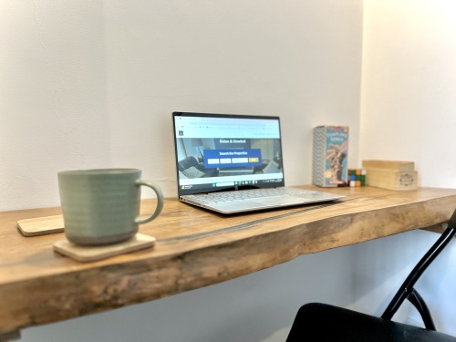 Work station - Perfect for your meetings 