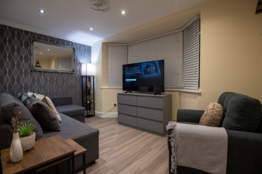 Living Room / Lounge