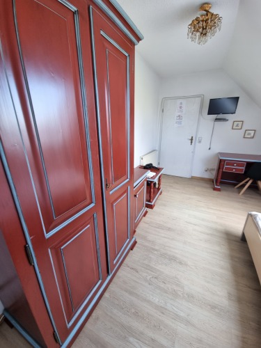 Einzelzimmer-Apartment-Eigenes Badezimmer-Blick auf den Hof-Apartment mit Küche - Basistarif