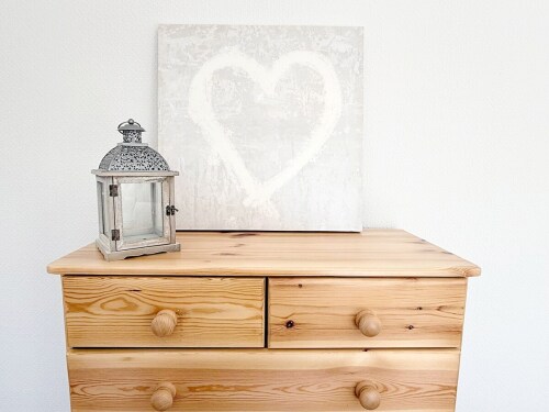 Relax in this spacious bedroom featuring a luxurious super king bed. With stylish décor and a calming atmosphere, it’s the perfect retreat for a peaceful night’s sleep.







