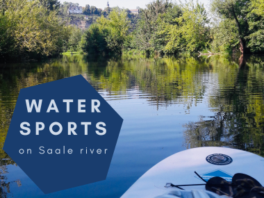 Den Sommer auf dem Wasser genießen