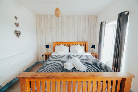 Double Bed