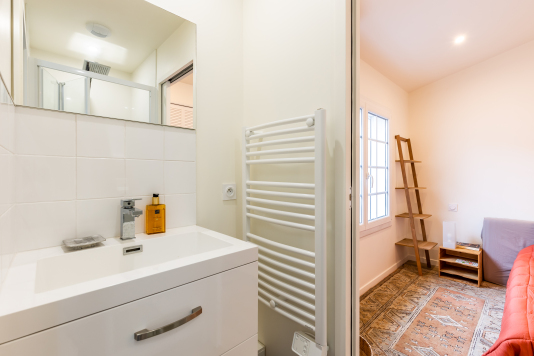 salle d'eau (meuble vasque douche)