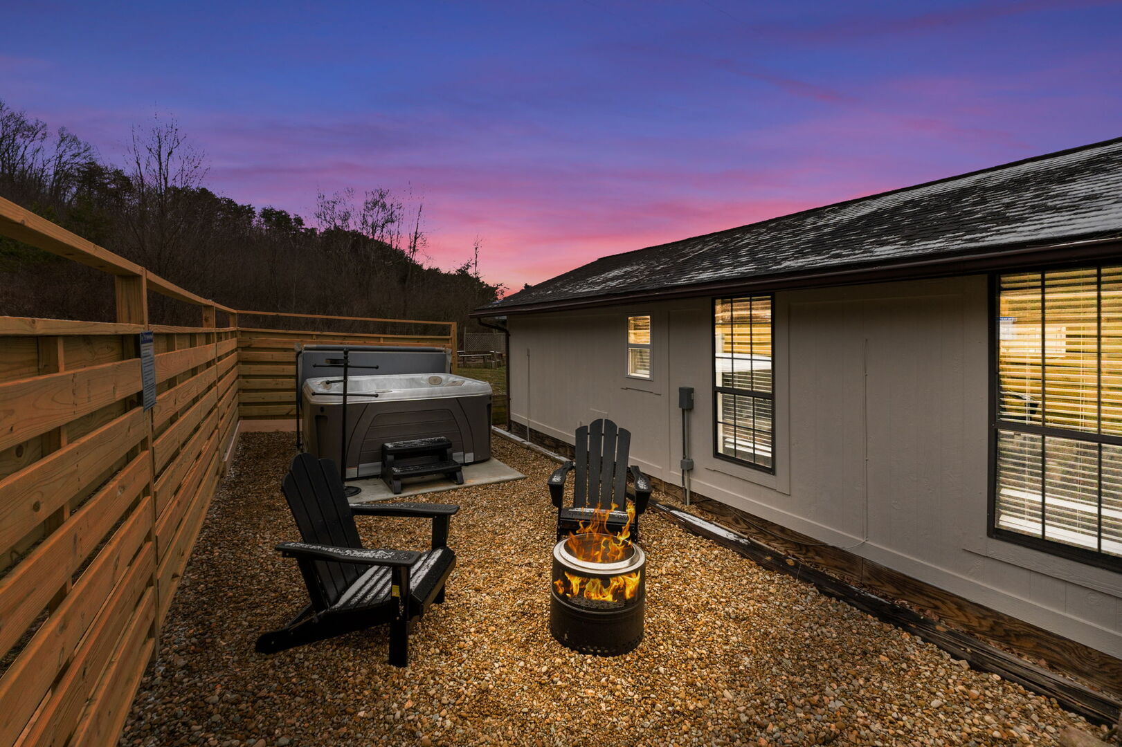 The White Lantern | Photo 2