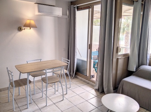 table à manger 4 personnes