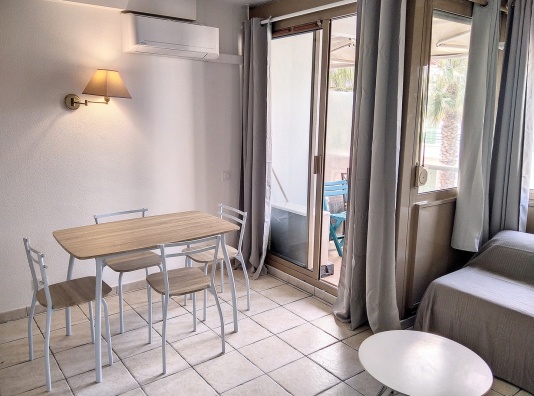 table à manger 4 personnes