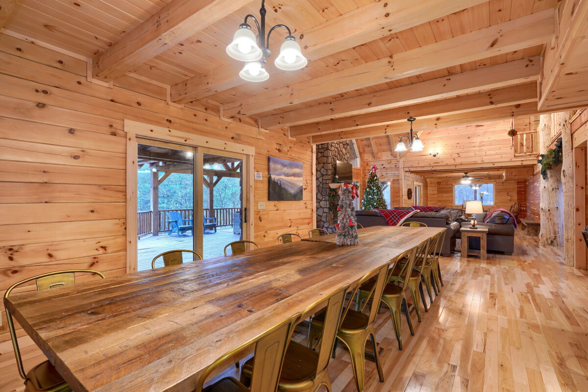 Blue Ridge Lodge by Hocking Lodging Company