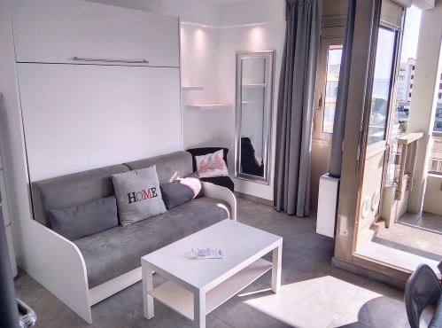 lit meuble 2 personnes dans le salon