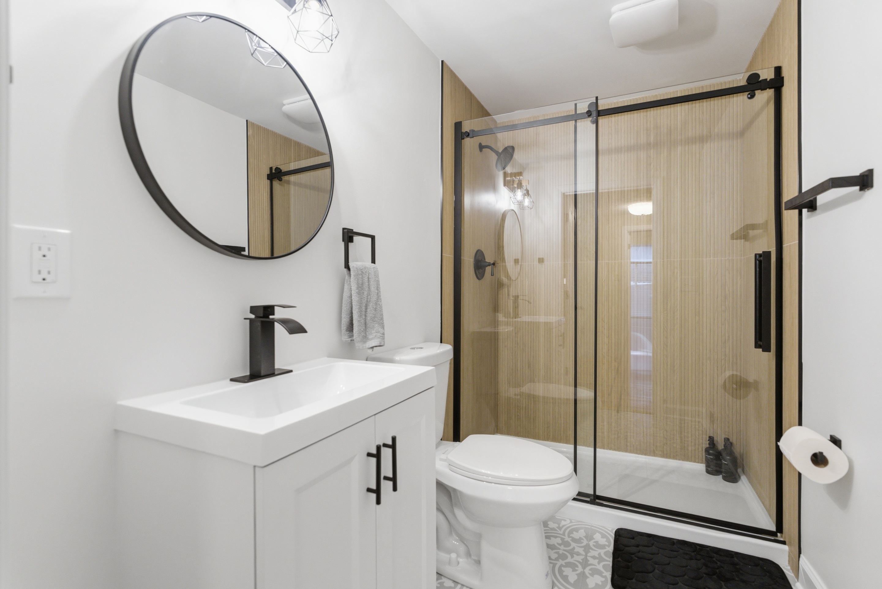 Honeysuckle Creekside Cabin | Photo 28