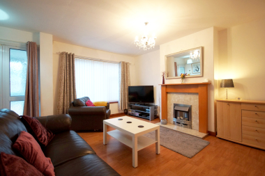 Let's watch a bit of telly