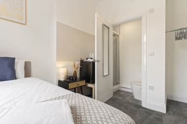 Room 3 - Single En-suite