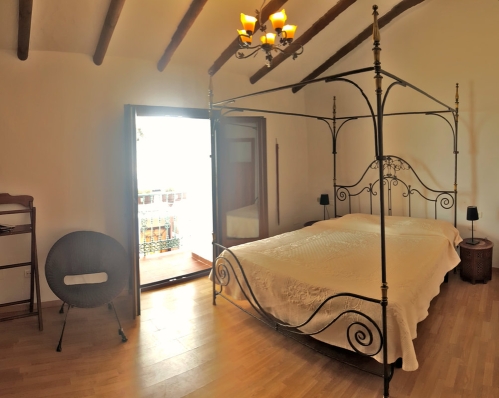 Villa Carabeo - Master Bedroom