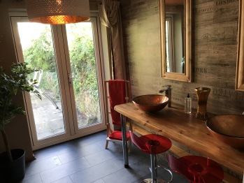 Bedroom - Caernarfon Bathroom