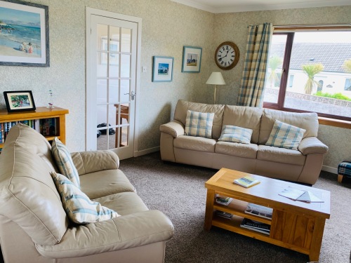 Lounge with Double Sofa Bed