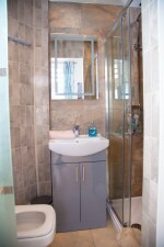Ensuite bathroom